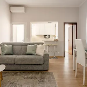 Centro Storico - Stazione A 500m Strategico Elegant Loft Appartement